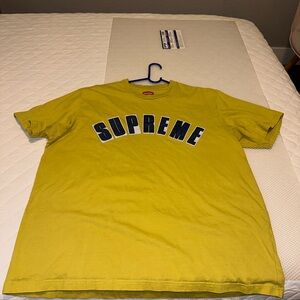 Supreme tee